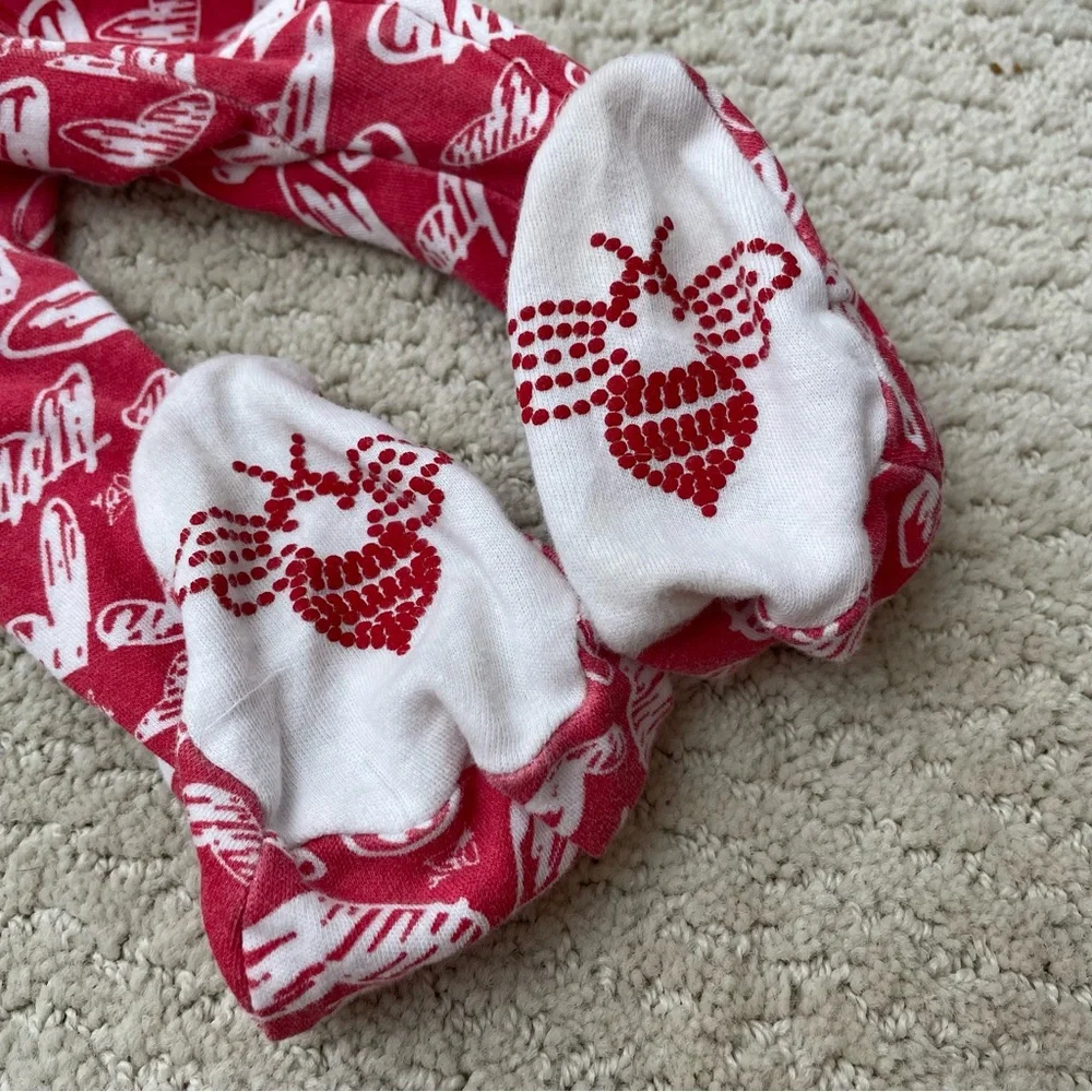 Burt’s bees Valentines Sleep and Play Footie 6-9 Months